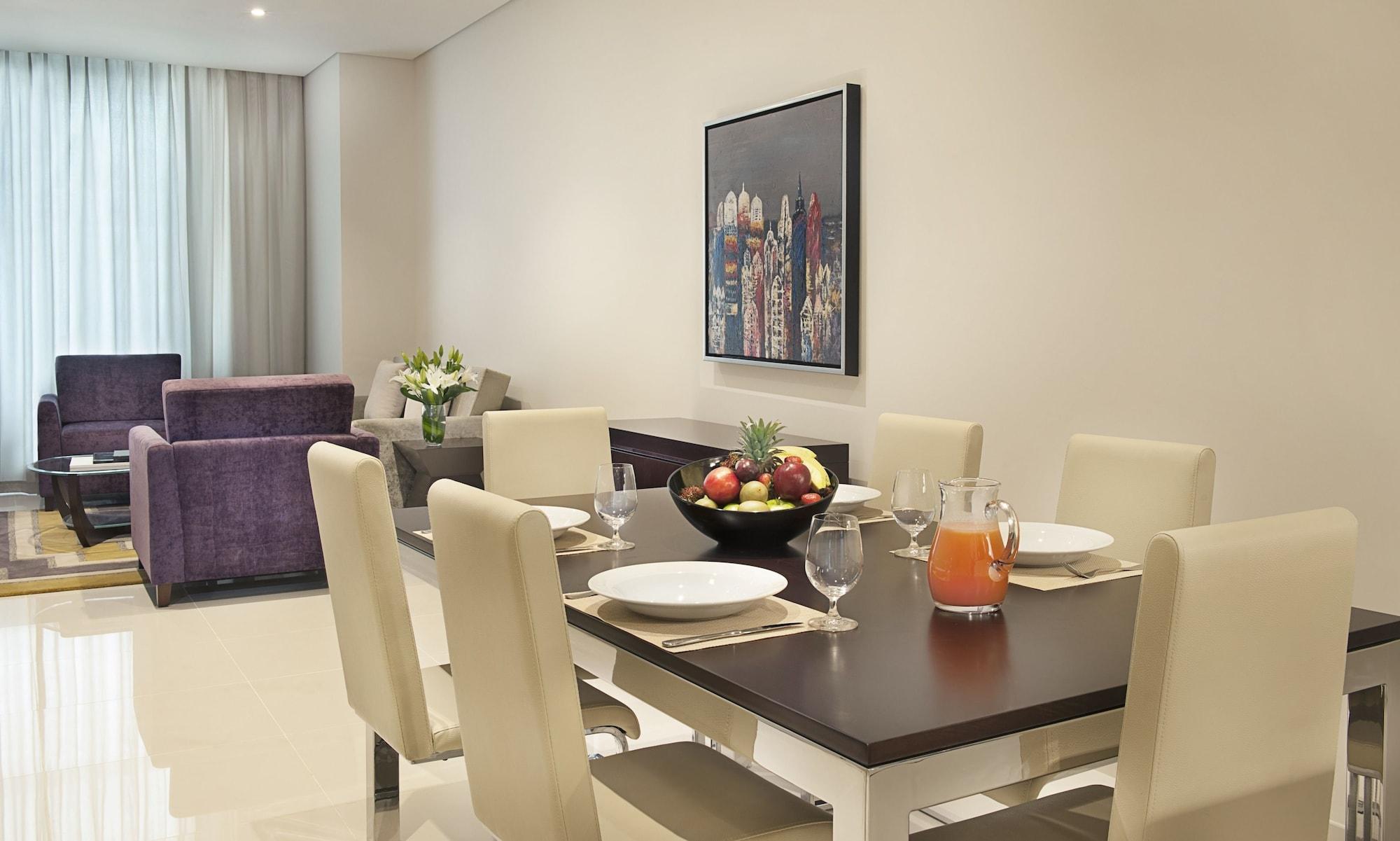 Damac Maison Cour Jardin Dubaj Zewnętrze zdjęcie A dining room